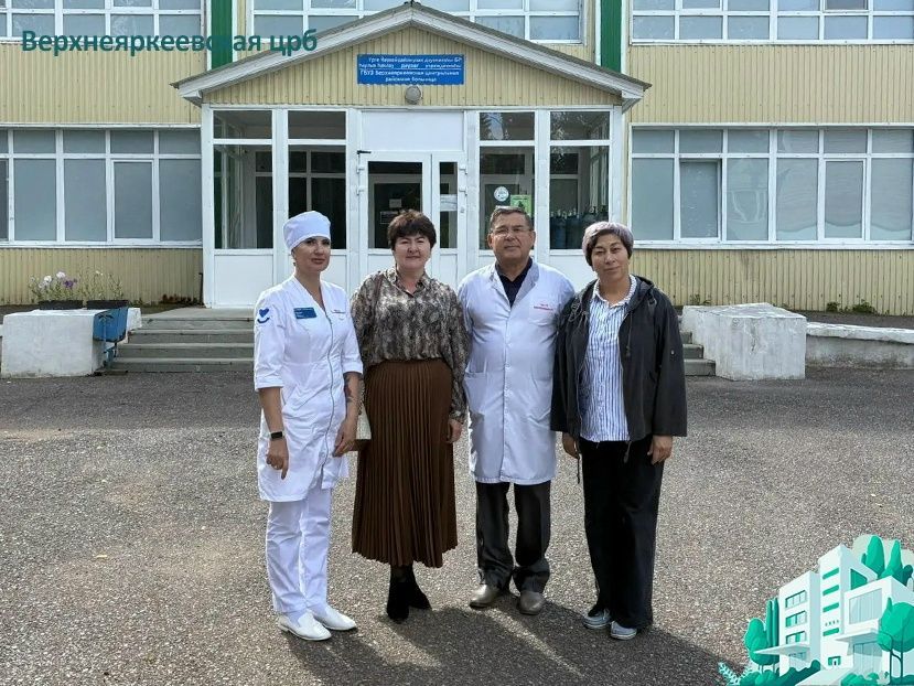 Готовимся к сезону простуд: в Верхнеяркеевской ЦРБ прошла рабочая проверка