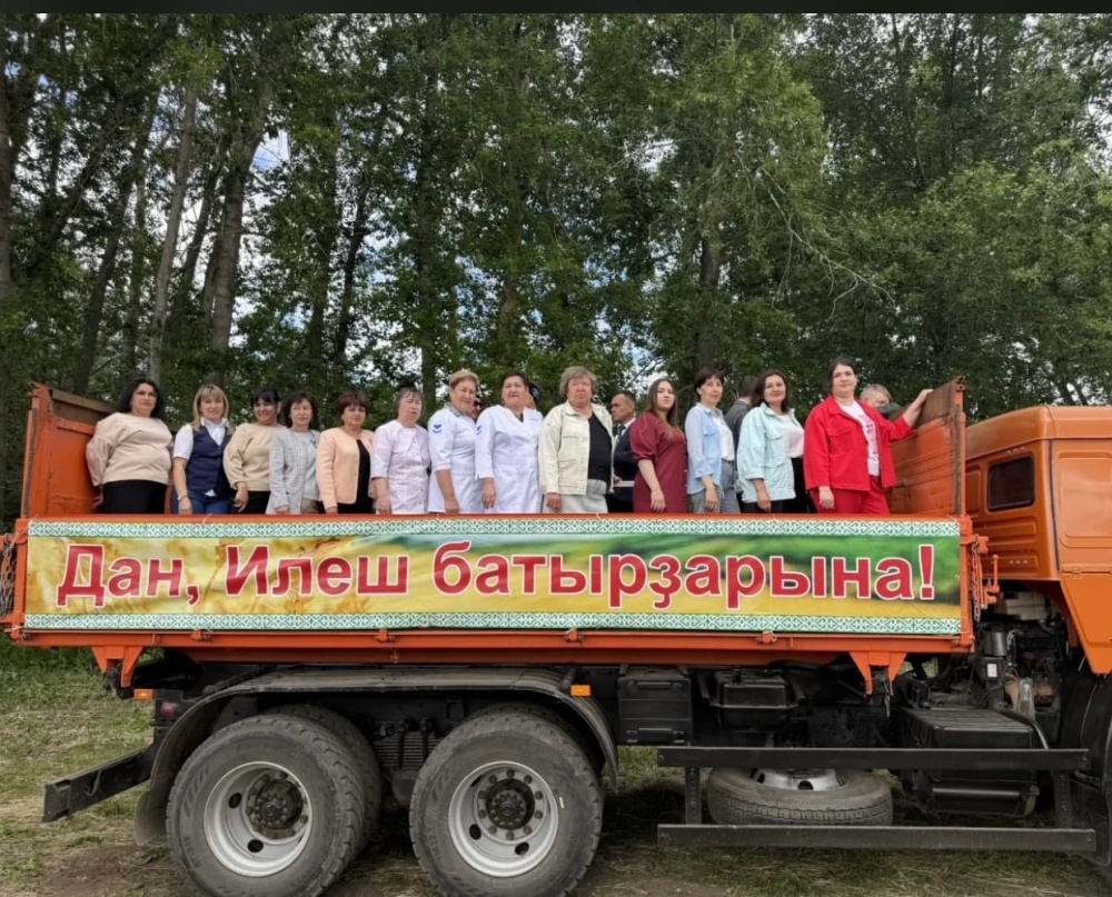 Праздничный парад на Сабантуе